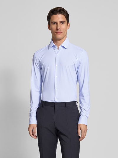 HUGO Slim Fit Business-Hemd mit Knopfleiste Modell 'Kenno' Hellblau 4