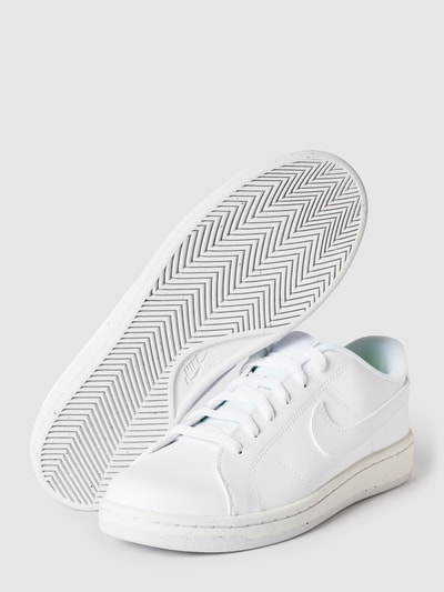 Nike Sneaker mit Label-Details Modell 'Nike Court Royale' Weiss 4