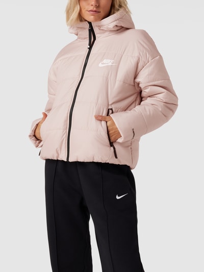 Nike Loose Fit Steppjacke mit Wattierung Rosa 4