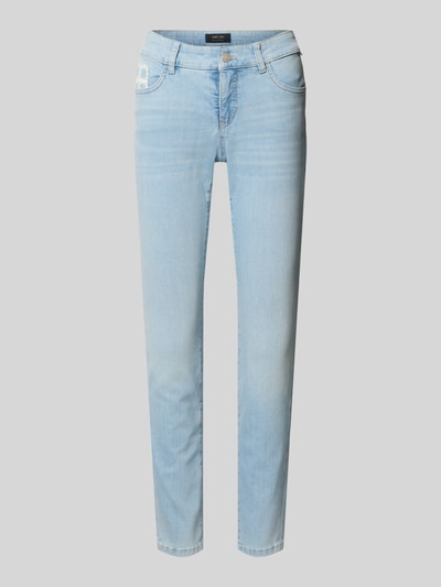 Produktfoto, Slim Fit Jeans mit Stitching von Marc Cain aus Baumwoll-Mix mit Stretch-Anteil in hellem Blau, Eingrifftaschen, Low Waist, Bundweite 40 cm, Innenbeinlänge 76 cm, Größe 36