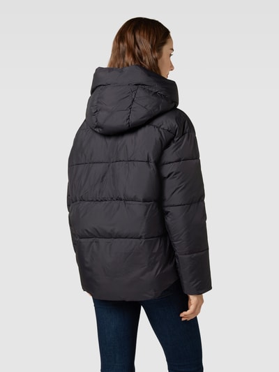 Vero Moda Outdoor Steppjacke mit Kapuze Modell 'GEMMAHOLLY' Black 5