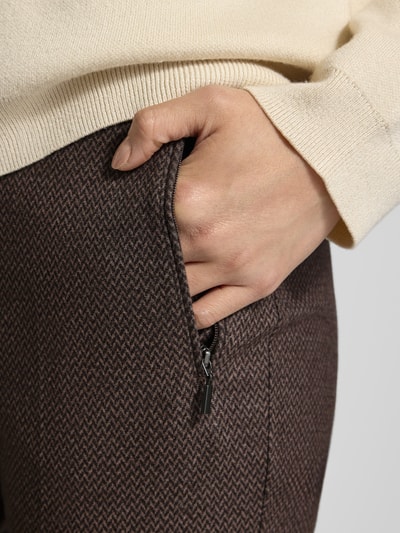 Raphaela By Brax Stoffen broek met ritszakken, model 'Lillyth' Chocoladebruin - 3