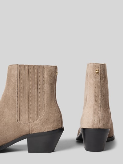 BOSS Sztyblety ze skóry bydlęcej welurowej Szarobrązowy 2