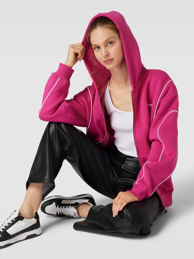 Review Sweatjacke mit Label-Print Fuchsia 3