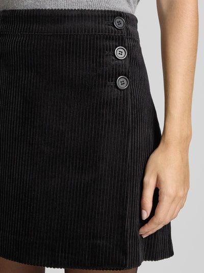 mbyM Minirok in corduroy look, model 'Marlie' Zwart - 3