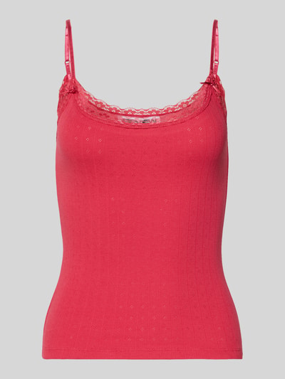 Produktfoto, Slim Fit Top mit Spitzenbesatz Modell 'Ajour' von REVIEW in kräftigem Rot, Reine Baumwolle, feine Lochmuster und Zierschleifen.