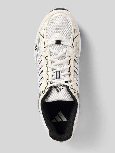 Produktfoto, Low Top Sneaker aus Mesh Modell 'SPIRITAIN 2000' von adidas Sportswear in meerkleurig met afgeronde punt, platte hak, contrasterende details, vetersluiting, gestructureerde zool en materiaalverwerking van mesh.