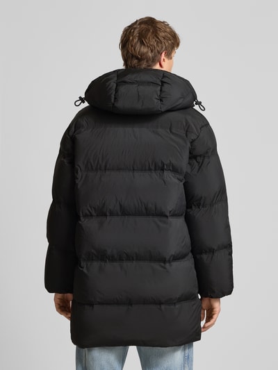 Hugo Blue Relaxed Fit Steppmantel mit Label Patch Modell 'BODI' Black 5