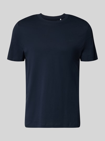 Produktfoto, Regular Fit T-Shirt aus reiner Baumwolle von s.Oliver RED LABEL als schlichtes, dunkelblaues Herren T-Shirt vor grauem Hintergrund.