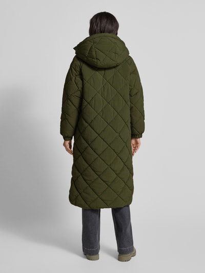 Barbour Regular Fit Steppmantel in leichter Crinkle-Optik Modell 'KIRKTON' Khaki 5