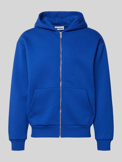 Produktfoto, Sweatjacke mit Känguru-Tasche von REVIEW in Blau, Baumwoll-Mix, Relaxed-Fit, Reißverschluss, Rückenlänge 68 cm, Ärmellänge 62 cm