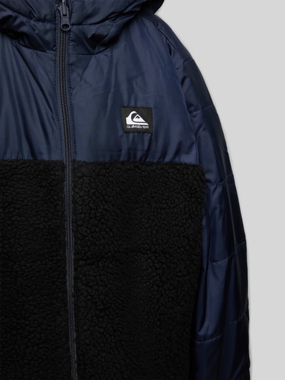 Quiksilver Kurtka pikowana z naszywką z logo model ‘SCALY’ Granatowy 2