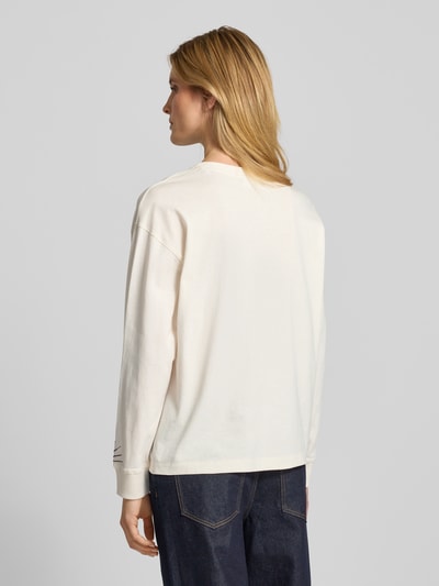 Jake*s Casual Longsleeve mit Motiv- und Statement-Stitching Offwhite 5