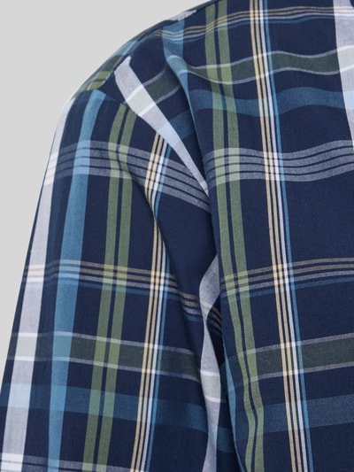 Produktfoto, Pyjama-Oberteil aus reiner Baumwolle von Christian Berg Men mit blau-grün kariertem Muster, weiche Baumwolltextur, Regular Fit