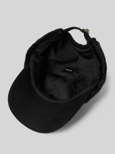 BOSS Czapka z daszkiem i aplikacją z logo z metalu model ‘ARI’ Czarny 2