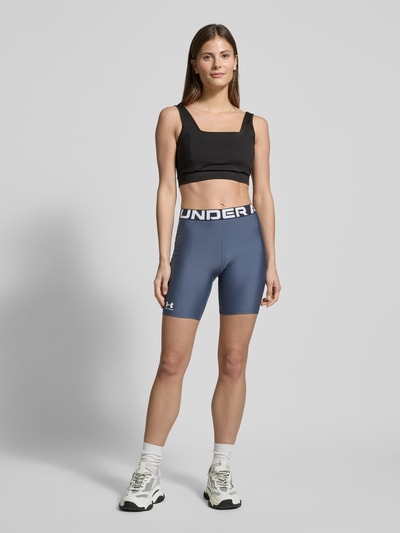 Under Armour Super Skinny Fit Shorts mit Label-Bund Rauchblau 1