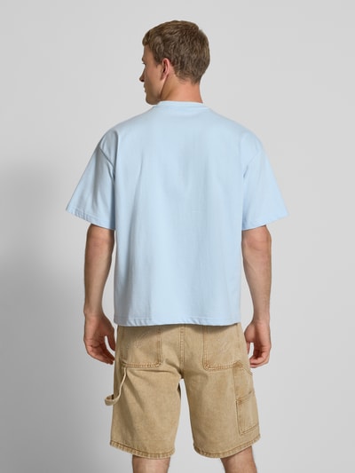 PROHIBITED T-Shirt mit Rundhalsausschnitt Hellblau 5