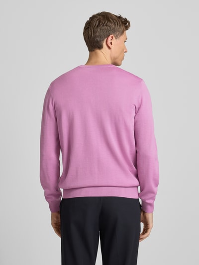 MAERZ Muenchen Gebreide pullover van scheerwol met V-hals Oudroze - 5