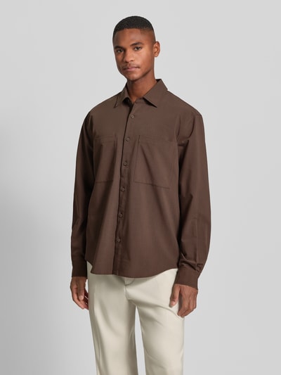 JAKE*S STUDIO MEN Regular fit vrijetijdsoverhemd met kentkraag en borstzakken Chocoladebruin - 4