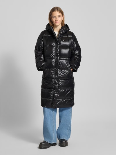 Calvin Klein Jeans Płaszcz pikowany o kroju regular fit z nadrukiem z logo model ‘Shine’ Czarny 4