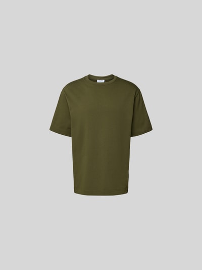 Produktfoto, T-Shirt mit Rundhalsausschnitt von Filippa K in Olivgrün aus Reine Baumwolle, Relaxed-Fit, kurzärmelig, Rückenlänge 70 cm