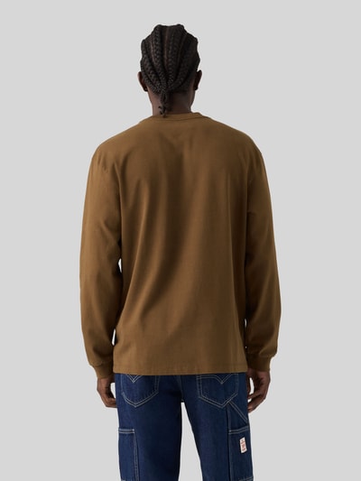 Levi's® Loose Fit Langarmshirt aus reiner Baumwolle Mittelbraun 5