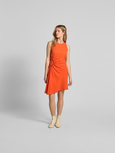 Victoria Beckham Knielanges Kleid mit Rundhalsausschnitt Rot 1