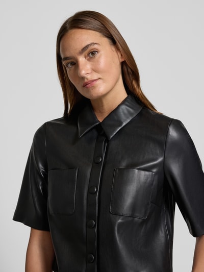 Christian Berg Woman Selection Korte overhemdblouse in leerlook Zwart - 3