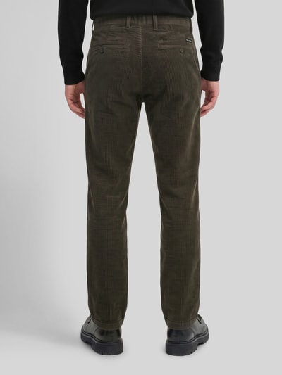 Marc O'Polo Tapered Fit Cordhose aus Baumwolle mit Bundfalten Dunkelbraun 5