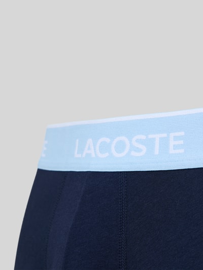 Lacoste Obcisłe bokserki o kroju slim fit z mieszanki bawełny w zestawie 5 szt. Granatowy 2