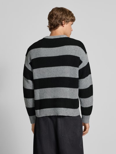 REVIEW Strickpullover mit Label-Stitching Black 5