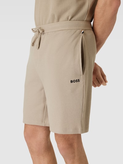 BOSS Korte regular fit broek met labelstitching Beige - 3