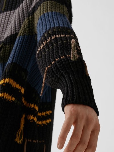 Maison Flaneur Strickjacke im Destroyed-Look Olivgrün 3