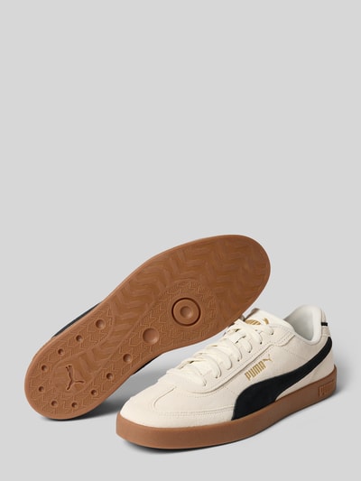 Produktfoto, Sneaker aus echtem Leder Modell 'Club II Era' von PUMA in Offwhite mit brauner Sohle und schwarzen Akzenten, Herren Sneaker von PUMA