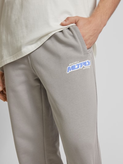 Multiply Apparel Sweatpants mit Label-Print Mittelgrau 3