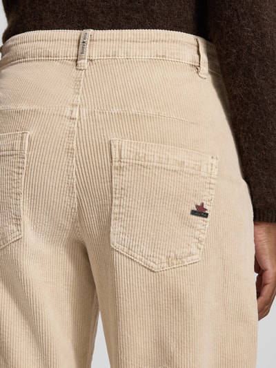 Buena Vista Spodnie sztruksowe o kroju relaxed fit z wpuszczanymi kieszeniami model ‘BARREL CORDUROY’ Piaskowy 3