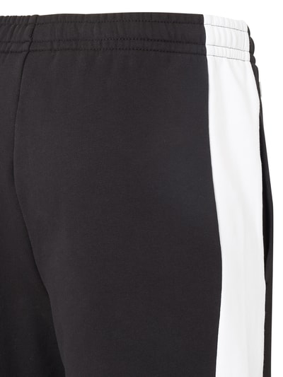 Lacoste Shorts mit seitlichen Logo-Streifen  Black 4