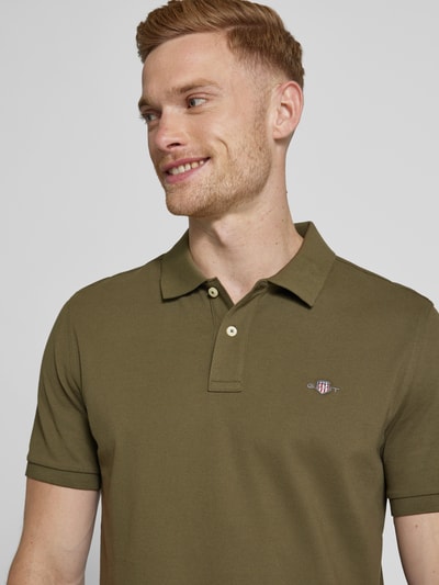 Gant Koszulka polo o kroju regular fit z wyhaftowanym logo Oliwkowy 3