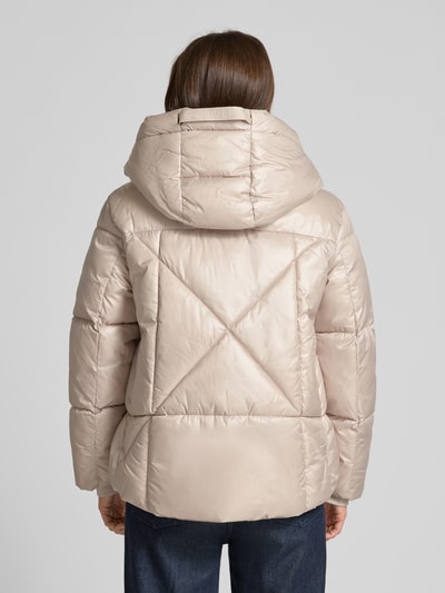 s.Oliver RED LABEL Boxy Fit Steppjacke mit Kapuze Beige 5