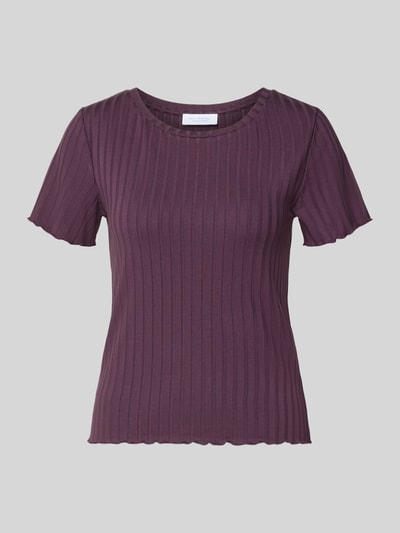 Produktfoto, T-Shirt aus Viskose-Mix mit Muschelsaum von Rich & Royal in Lila mit Strukturmuster, Regular-Fit, Rundhalsausschnitt, Stretch-Anteil.
