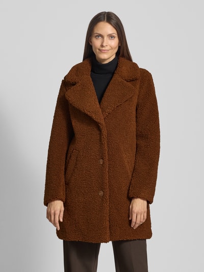 VERO MODA Płaszcz z futerka o kroju regular fit z wykładanym kołnierzem model ‘KYLIE’ Orzechowy 4
