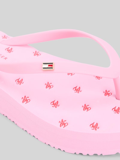 Tommy Hilfiger teenslippers met logodetail Roze - 4