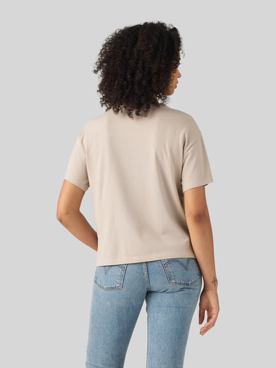 Levi's® 300 Relaxd Fit T-Shirt aus reiner Baumwolle mit Label-Stitching Taupe 4