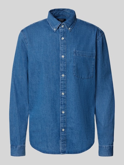 Produktfoto, Freizeithemd mit Knopfleiste von MCNEAL w kolorze niebieskim, bawełna, regular fit, kołnierzyk na guziki, kieszeń na piersi, denim