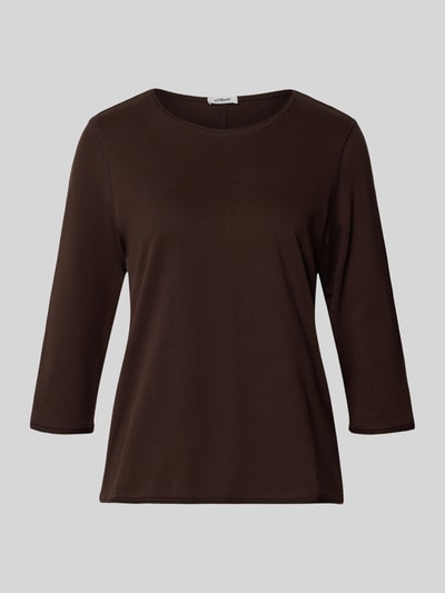 Produktfoto, braunes Regular Fit 3/4-Shirt aus reiner Baumwolle von s.Oliver RED LABEL vor grauem Hintergrund, glatte Oberfläche