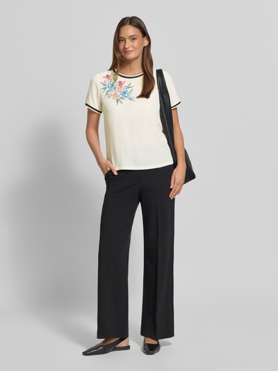 Christian Berg Woman Selection Regular Fit T-Shirt mit floralem Design Ecru 1