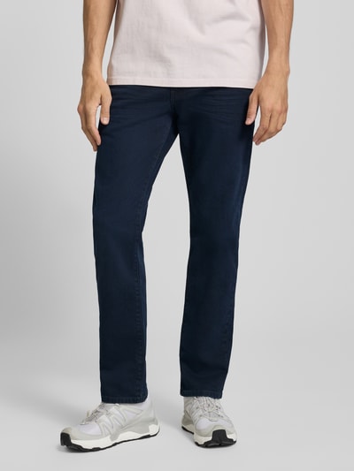 Męski model nosi Slim Fit Jeans aus Baumwoll-Mix Modell '511®' von Levi's®, ciemnoniebieskie, struktura gładka, Ganzkörperansicht von vorne