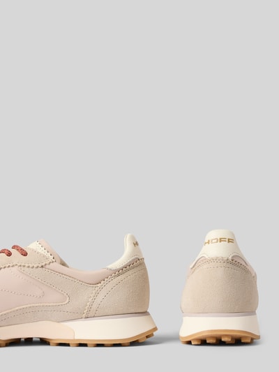 Produktfoto, Sneaker aus Leder-Mix mit Logo-Detail Modell 'Bridge' von HOFF, zaokrąglony krój, sznurowanie, profilowana podeszwa, wysokość obcasa 3 cm w rozmiarze 40, wysokość cholewki 8 cm w rozmiarze 40, szerokość w rozmiarze 40: 8 cm, beżowe oraz kremowe odcienie, matowa faktura, boczne i tylne logo
