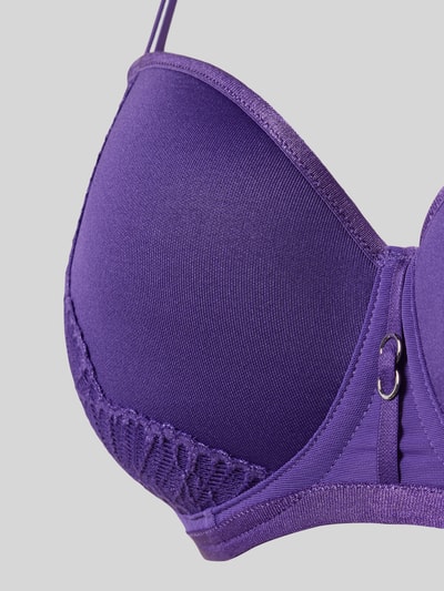 Triumph BH mit Hakenverschluss Serie 'Palina Moonlight Kiss'  Lila 2