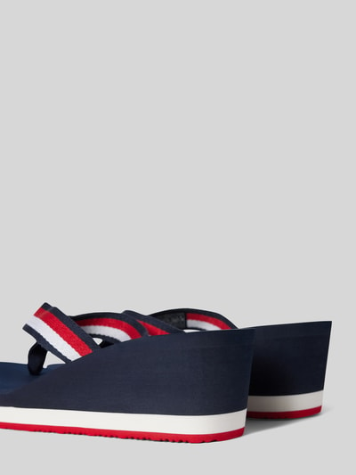 Tommy Hilfiger Japonki na koturnie Granatowy 2